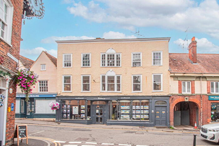 2 Bedroom Apartment For Sale In Wotton-under-Edge Town Centre, GL12