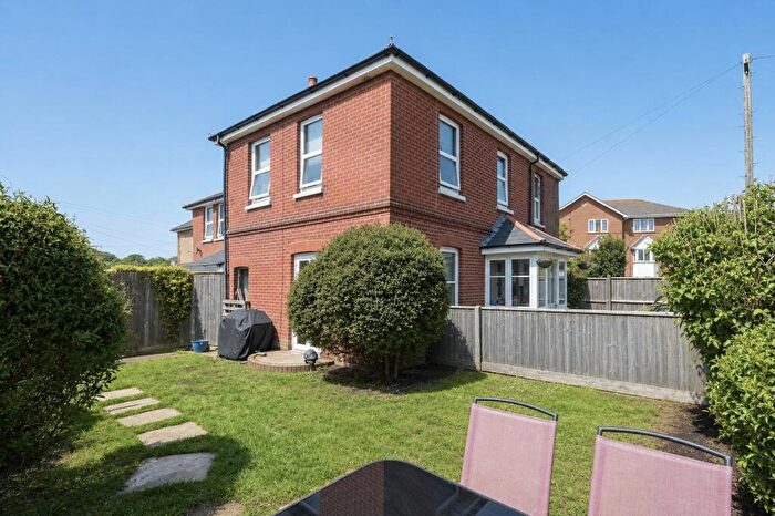 3 Bedroom Detached House For Sale In Ideal Family Home * Shanklin, PO37