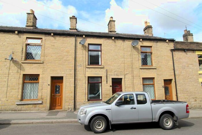 2 Bedroom Terraced House To Rent In George Street, Glossop, SK13