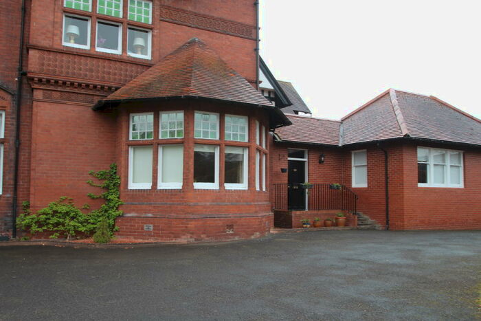 2 Bedroom Flat To Rent In Batterflats, Stirling, FK7