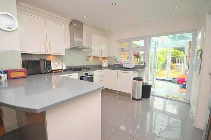 3 Bedroom End Of Terrace House To Rent In Mansfield Gardens, Hornchurch, Essex, RM12