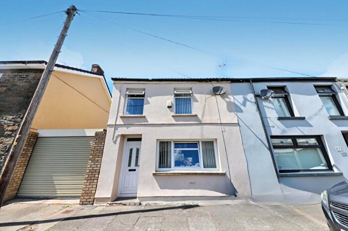 2 Bedroom End Of Terrace House For Sale In Howells Row, Godreaman, Aberdare, CF44