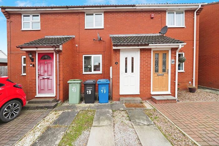 2 Bedroom Terraced House For Sale In Albert Avenue, New Whittington, Chesterfield, Derbyshire, S43
