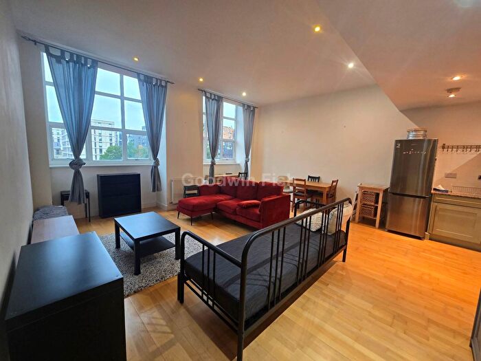 2 Bedroom Flat To Rent In Albion Works, Pollard Street, Manchester, M4