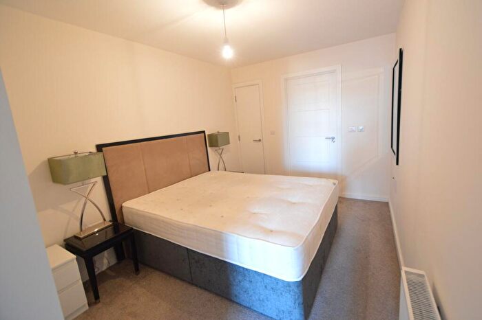1 Bedroom Flat To Rent In Lewisham High Street, Tower House, SE13