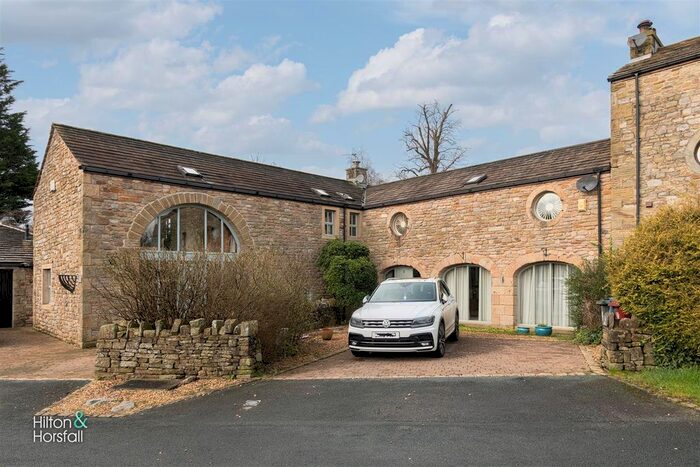 3 Bedroom Barn Conversion For Sale In Park Head, Whalley, Clitheroe, BB7