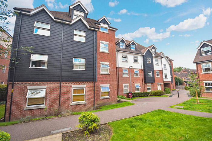 2 Bedroom Apartment To Rent In Heron Court, Bishop's Stortford, Hertfordshire, CM23
