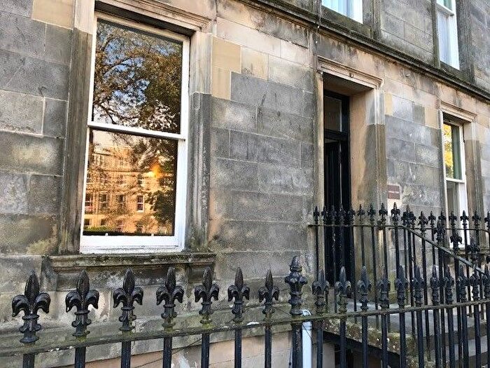 2 Bedroom Flat To Rent In Howard Place, St Andrews, Fife, KY16