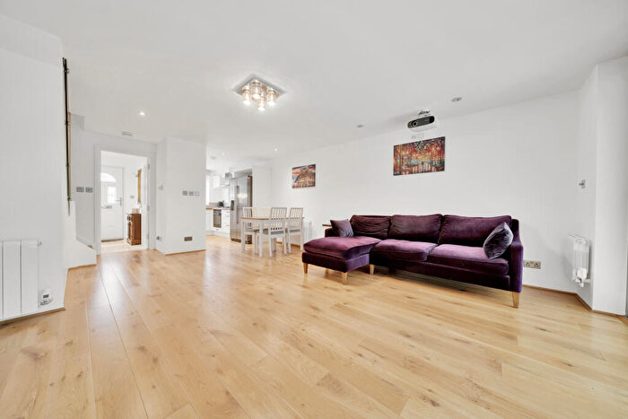 3 Bedroom Terraced House To Rent In Weavers Way, London, NW1