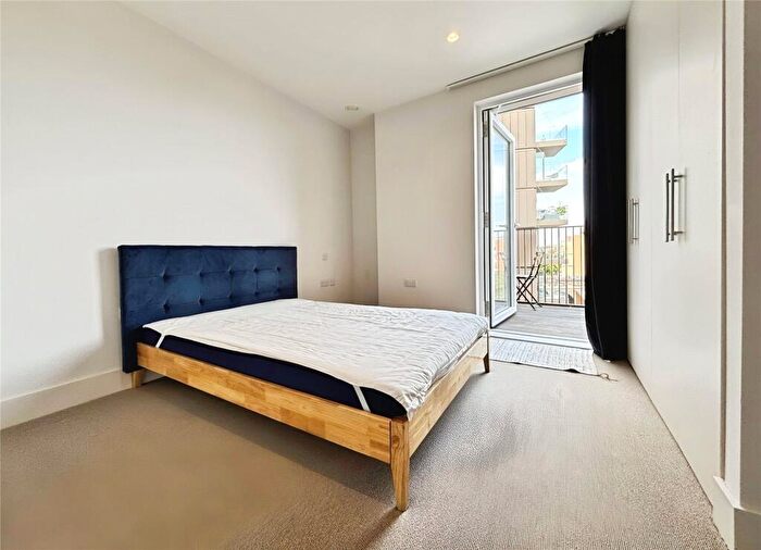 1 Bedroom Flat To Rent In Arklow Road, London, SE14