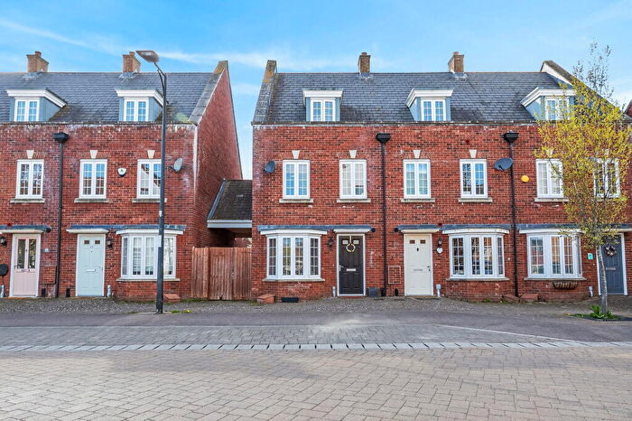 3 Bedroom End Of Terrace House For Sale In Brooklands Avenue, Wixams, MK42