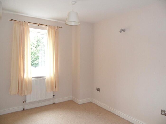 2 Bedroom Apartment To Rent In City Road, Chester Green, Derby, DE1