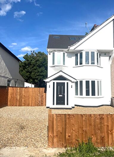 3 Bedroom Semi Detached House To Rent In Sutton Dene, Hounslow, TW3