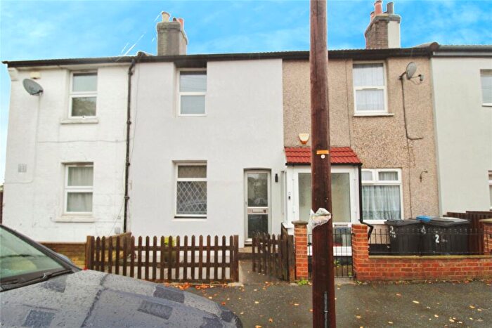 3 Bedroom Terraced House To Rent In Lion Road, Croydon, CR0