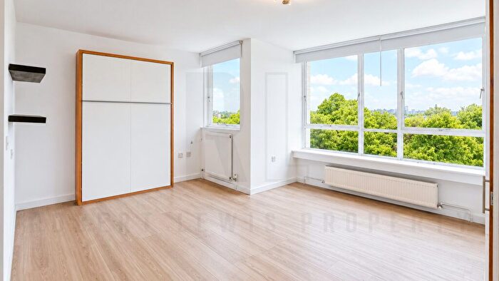 Studio To Rent In Avenue Road, London, N6
