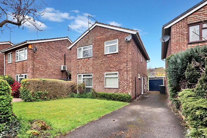 4 Bedroom Detached House For Sale In Ruskin Close, Hillside, CV22