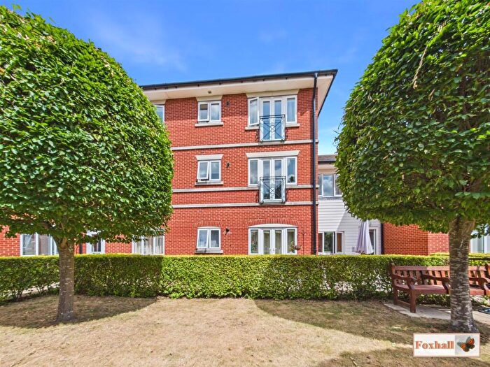 1 Bedroom Apartment For Sale In Mead Drive, Ipswich, IP5