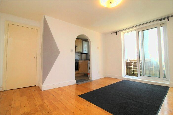 1 Bedroom Flat To Rent In Park Lane, Croydon, CR0