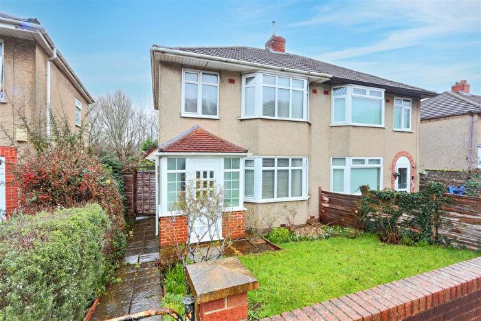 3 Bedroom Semi Detached House For Sale In Kings Weston Avenue, Shirehampton, Bristol, BS11