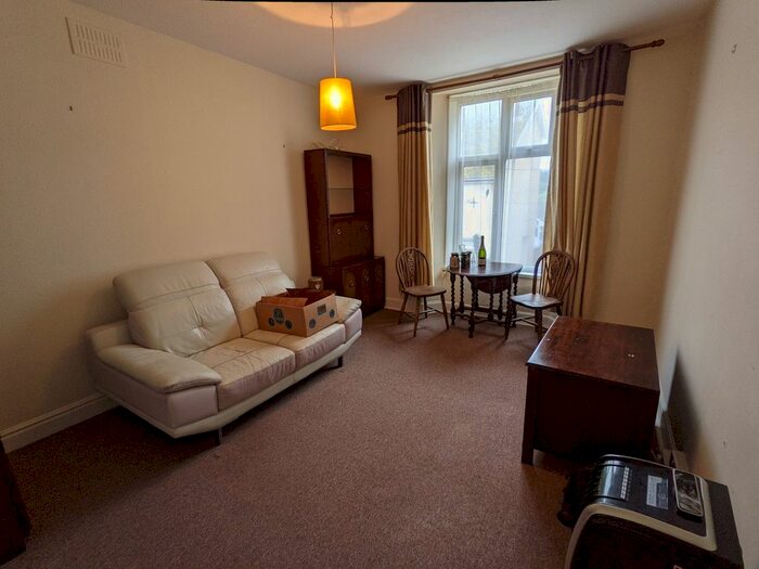 1 Bedroom Flat To Rent In Fore Street, Seaton, EX12