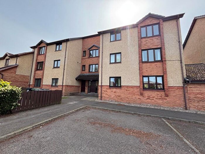 2 Bedroom Flat To Rent In Alltan Court, Culloden, Inverness., IV2