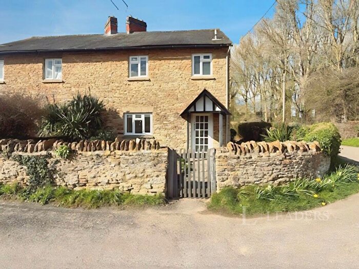 3 Bedroom House To Rent In Summerside, Buckland, Faringdon, SN7