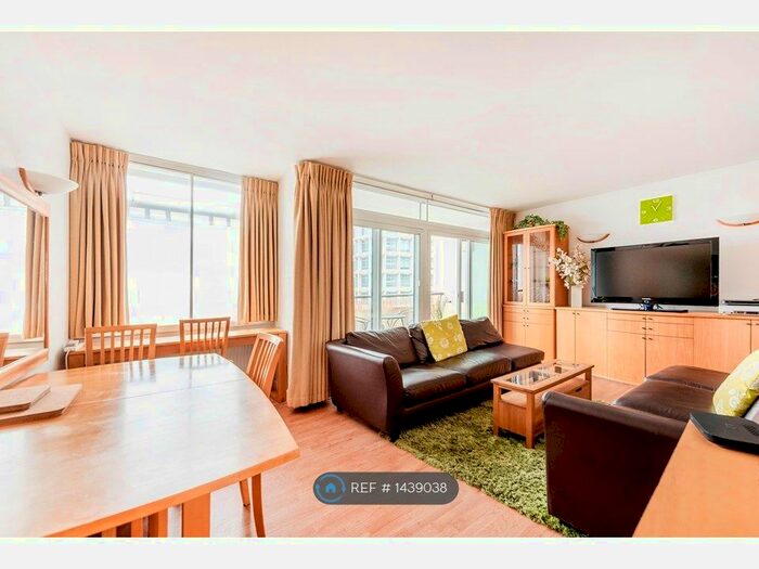 2 Bedroom Maisonette To Rent In St Giles High Street, London, WC2H