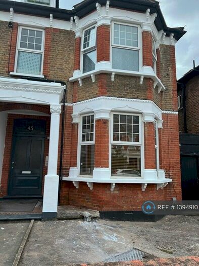 1 Bedroom Flat To Rent In Rosenthal Road, London, SE6