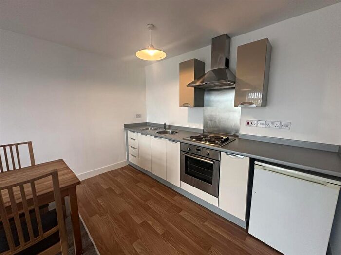 1 Bedroom Apartment To Rent In Renolds House, Everard Street, Salford, M5