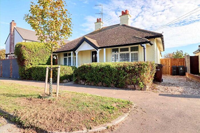 3 Bedroom Bungalow For Sale In Queensway, Holland On Sea, CO15