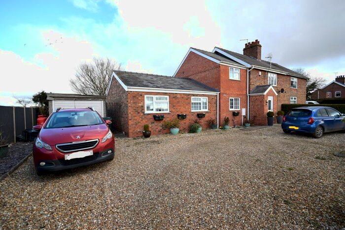 5 Bedroom Semi-Detached House For Sale In Low Road, Wainfleet All Saints, PE24