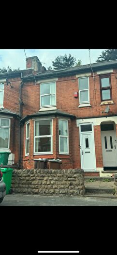 6 Bedroom Terraced House To Rent In Rothesay Avenue, Nottingham, NG7