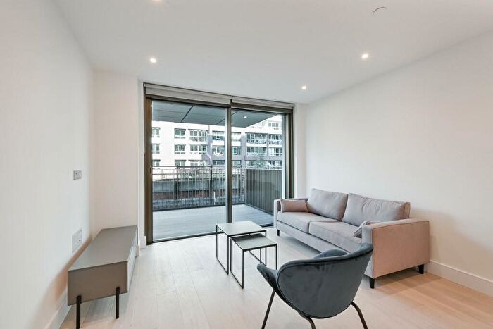 1 Bedroom Apartment To Rent In Darwin House, Prince Of Wales Drive, London, SW11