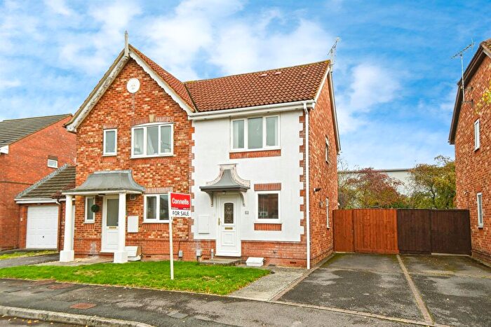 2 Bedroom Semi-Detached House For Sale In Mallard Close, Swindon, SN3