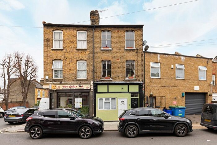 1 Bedroom Flat To Rent In Friary Road, London, SE15