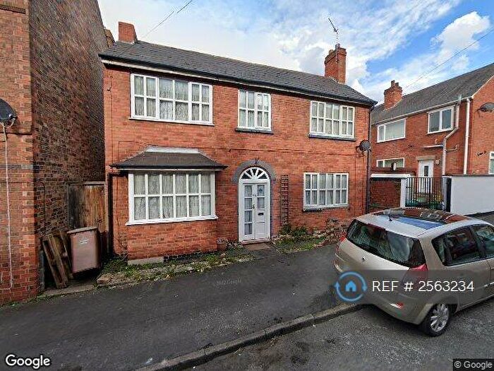 4 Bedroom Detached House To Rent In Monsall Street, Nottingham, NG7