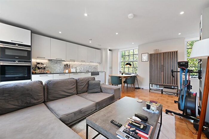 2 Bedroom Flat For Sale In Lisgar Terrace, London, W14