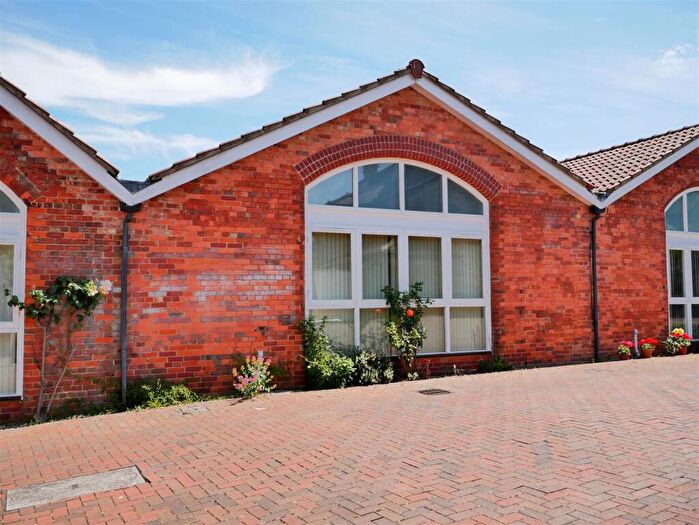 2 Bedroom Terraced Bungalow For Sale In Edreds Court, Calne, SN11