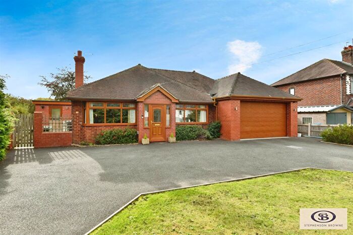 3 Bedroom Bungalow For Sale In Padgbury Lane, Congleton, CW12