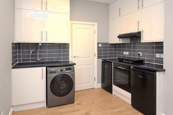 1 Bedroom Flat To Rent In Langham Road, Turnpike Lane, N15