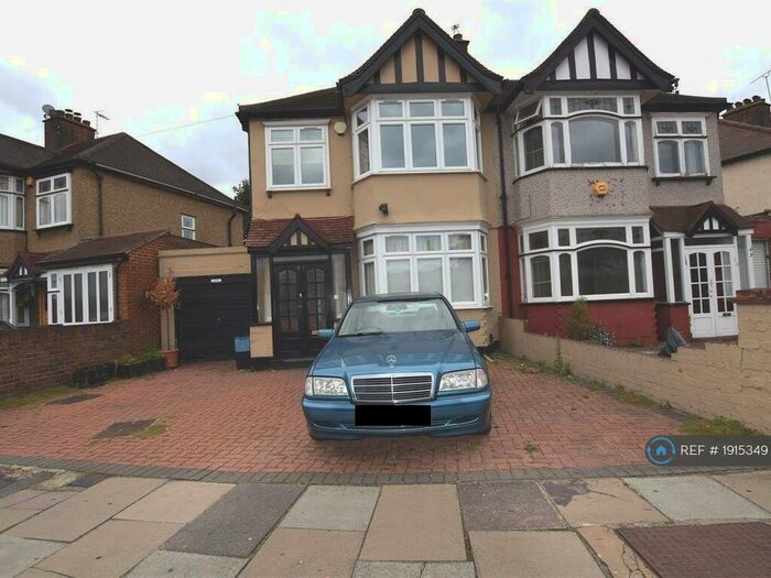 3 Bedroom Semi-Detached House To Rent In Christie Gardens, Goodmayes, RM6