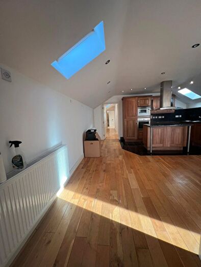 3 Bedroom Flat To Rent In Kestrel Way, Sandy, SG19