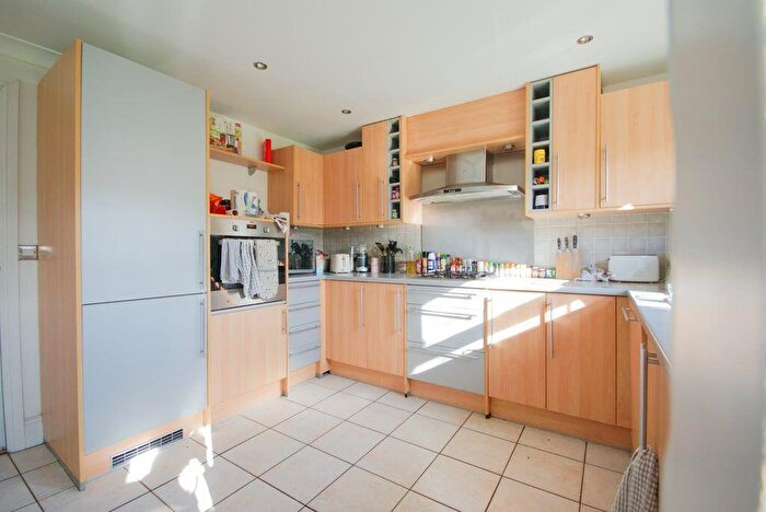 4 Bedroom Semi-Detached House To Rent In Brookvale Mews, Selly Oak, Birmingham, B29