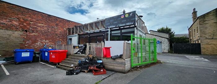 1 Bedroom Equestrian For Sale In Southfield Road, Bradford, BD5