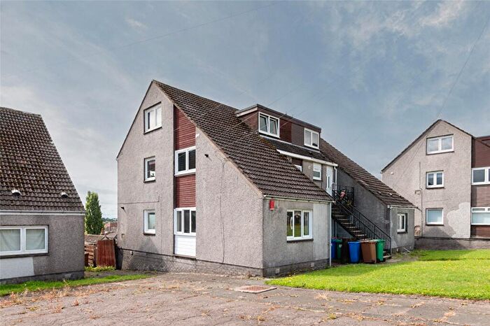 2 Bedroom Flat For Sale In Glenburn, Leven, Fife, KY8