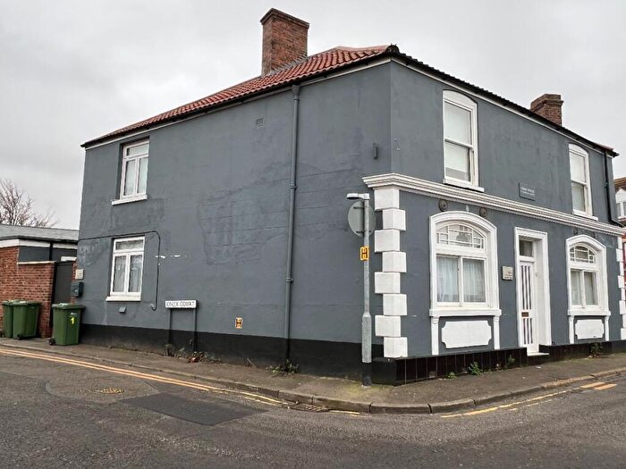 2 Bedroom Flat To Rent In Norfolk Street, Wisbech, PE13