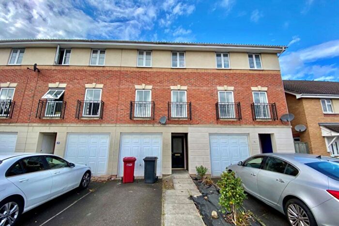 3 Bedroom House To Rent In Scholars Walk, SL3