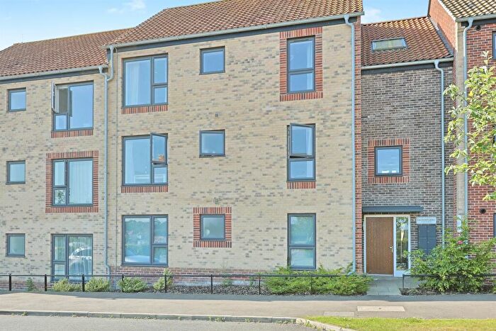 2 Bedroom Apartment For Sale In Calthorpe Drive, Cringleford, Norwich, NR4