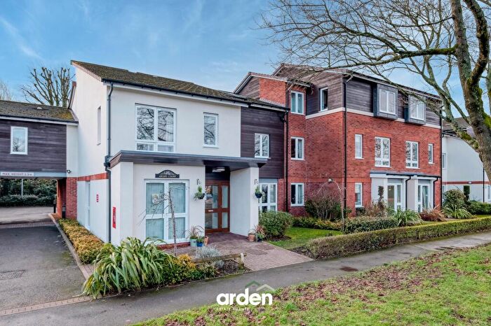 1 Bedroom Flat For Sale In St. Nicolas Gardens, Awdry Court, B38