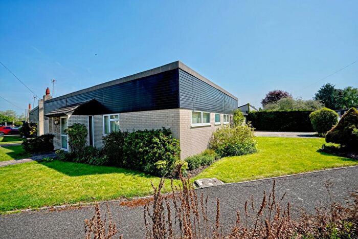 3 Bedroom Detached Bungalow For Sale In Victoria Crescent, Wyton, Huntingdon, PE28
